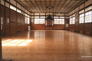 武徳殿武道場