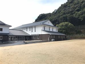 有田小体育館