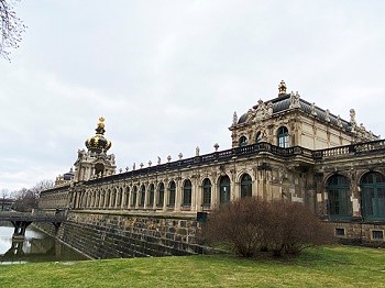 Photo-1